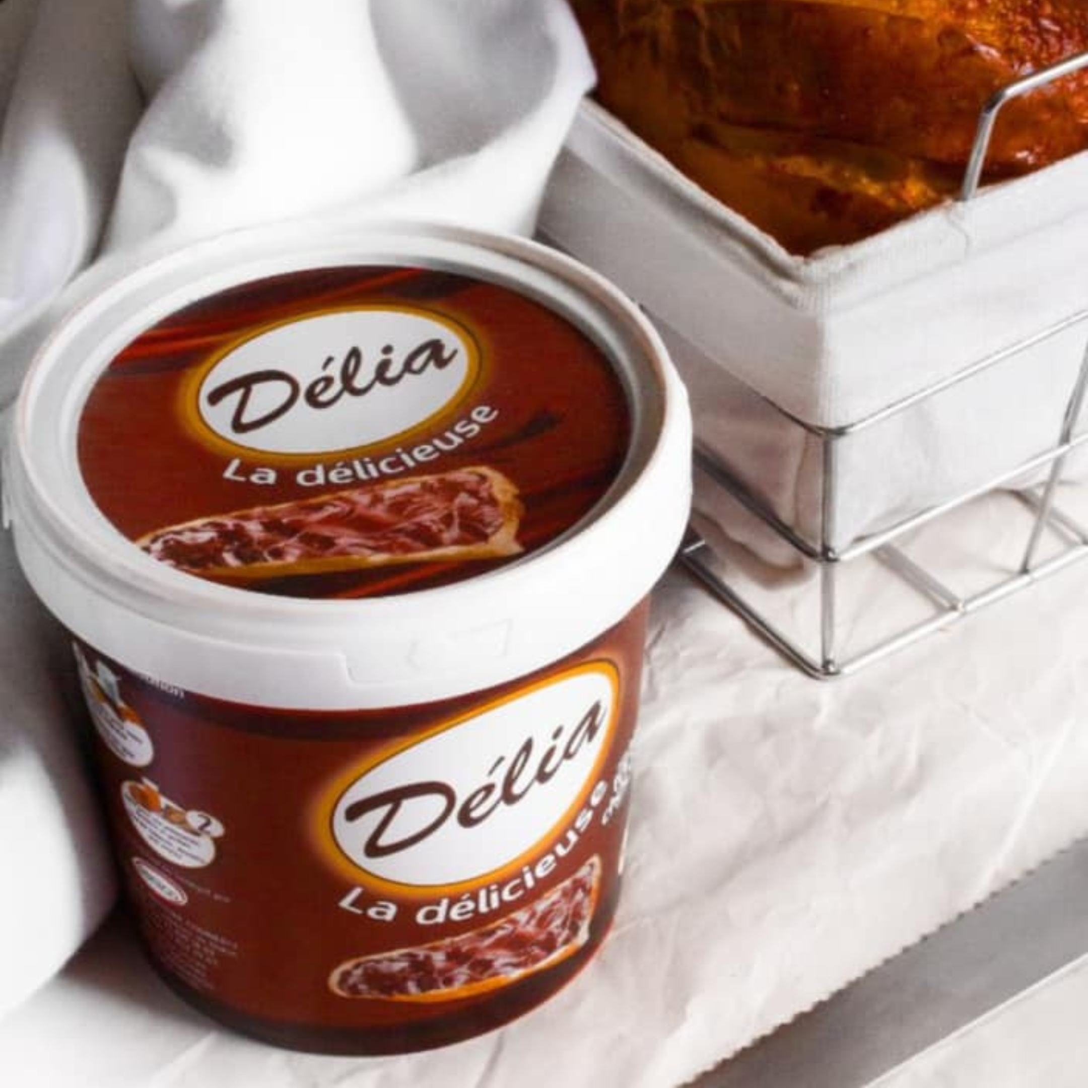 Crema de Chocolate con Maní DÉLIA / 4 x 2.5 Kg